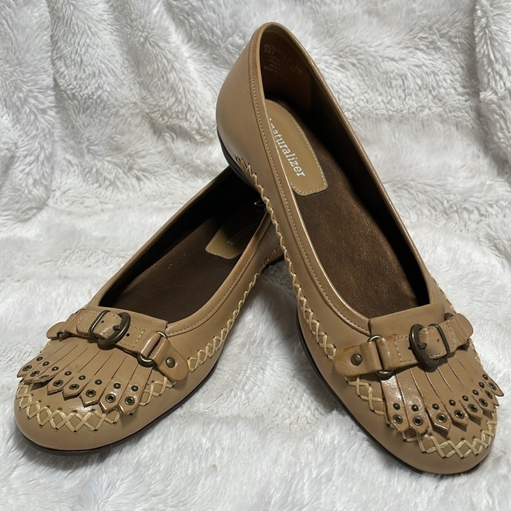 Naturalizer Tan Leather Novella Flats - Size 6M
